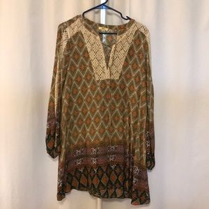 Tunic style long sleeve dress